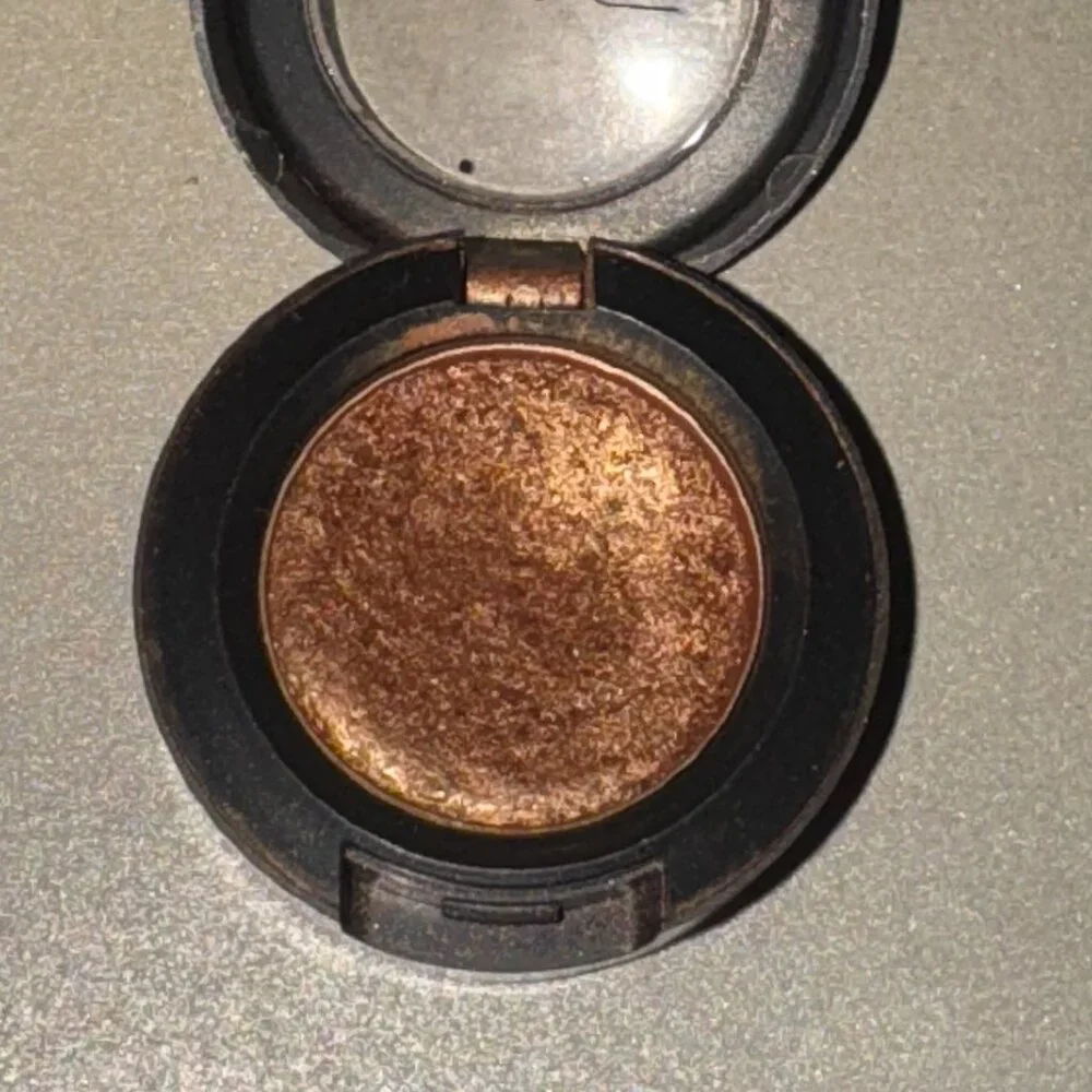 MAC Amber Lights Eyeshadow